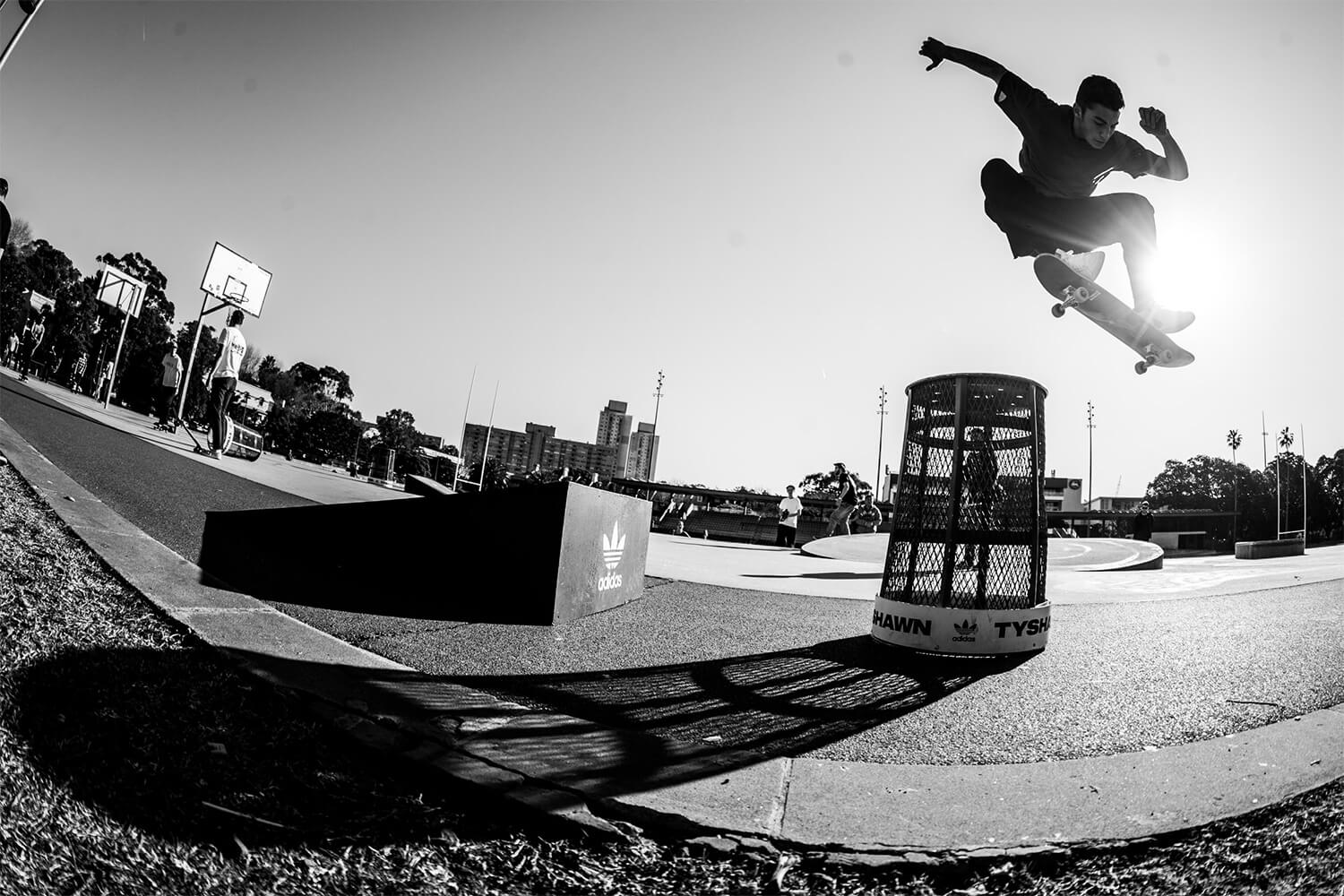 ブランド紹介 April Skateboards エイプリル スケートボード カリフォルニアストリート ブランド紹介 April Skateboards エイプリル スケートボード カリフォルニアストリート