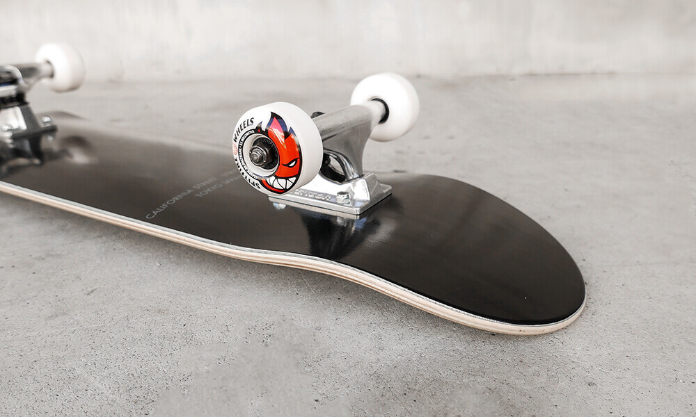 カリフォルニアストリート当店オリジナル子供用・スケートボード完成品（コンプリートセット）SPITFIRE BIGHEAD 52-1