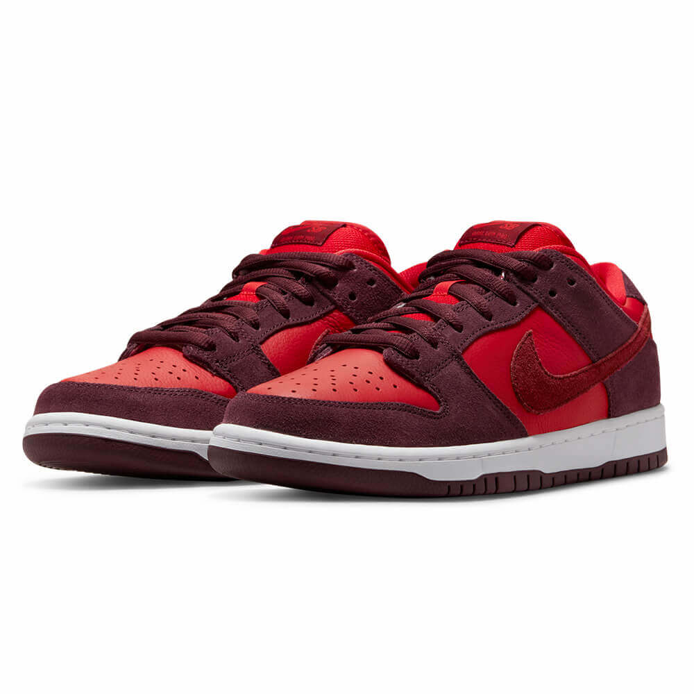 NIKE SB シューズ DUNK LOW PRO DM0807-600