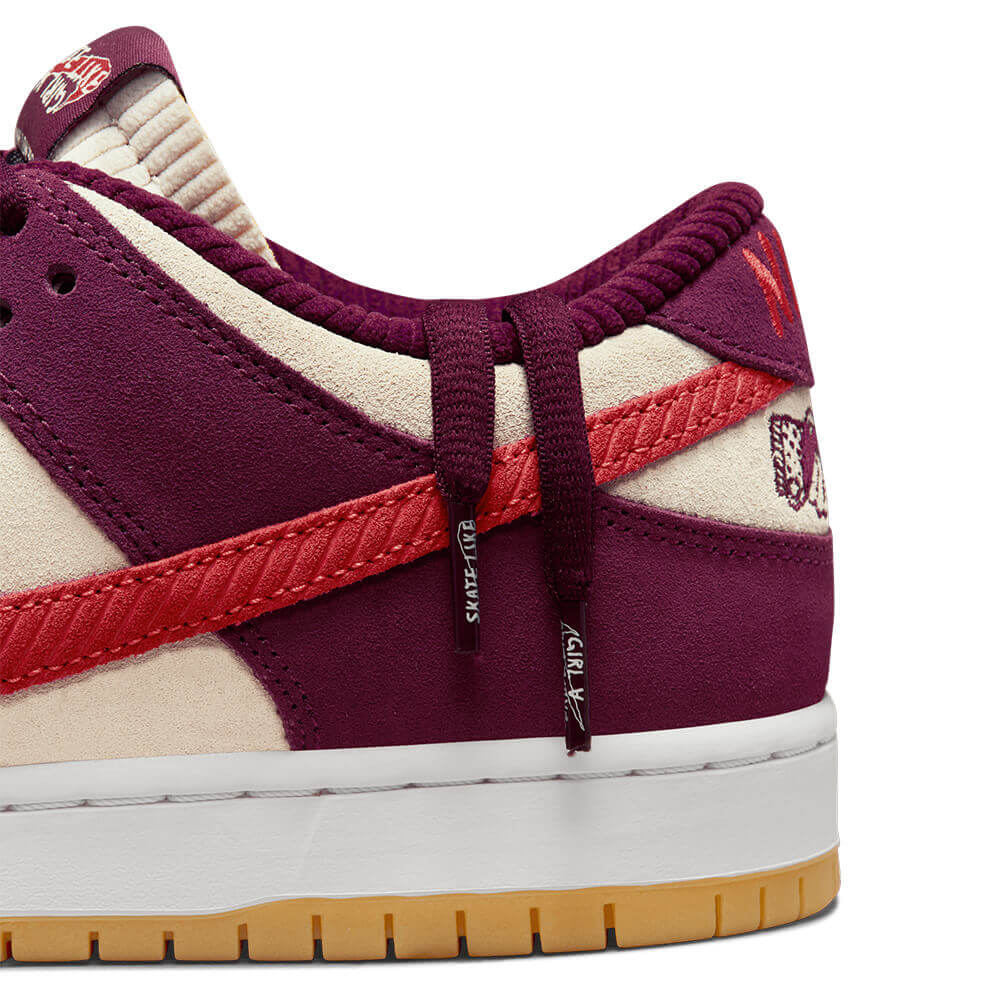 NIKE SB シューズ DUNK LOW PRO QS Skate Like a Girl DX4589-600 11