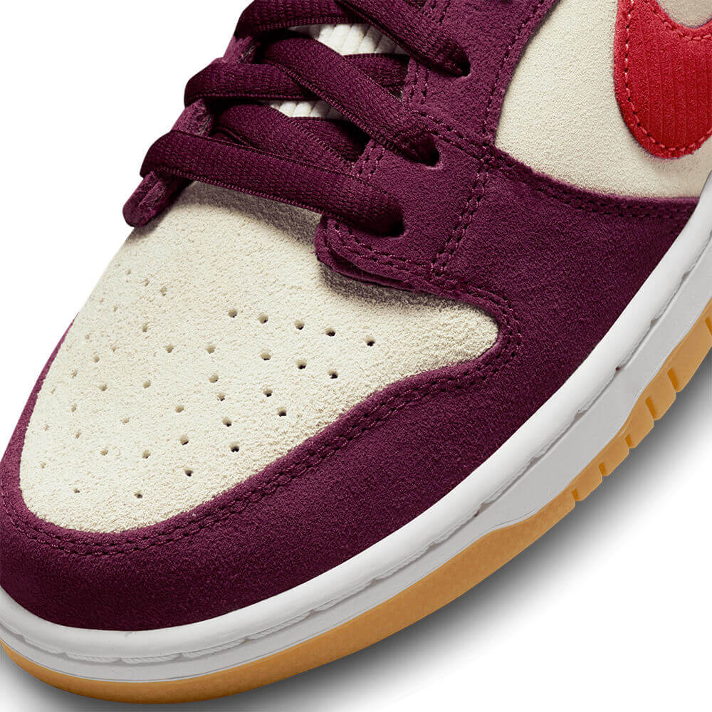 NIKE SB シューズ DUNK LOW PRO QS Skate Like a Girl DX4589-600 09