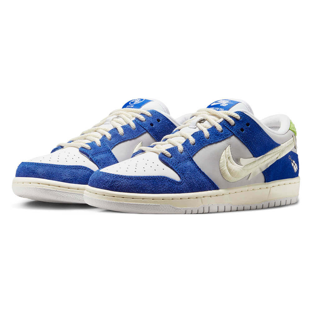 NIKE SB / DUNK LOW PRO QS x FLY STREETWEAR DQ5130-400