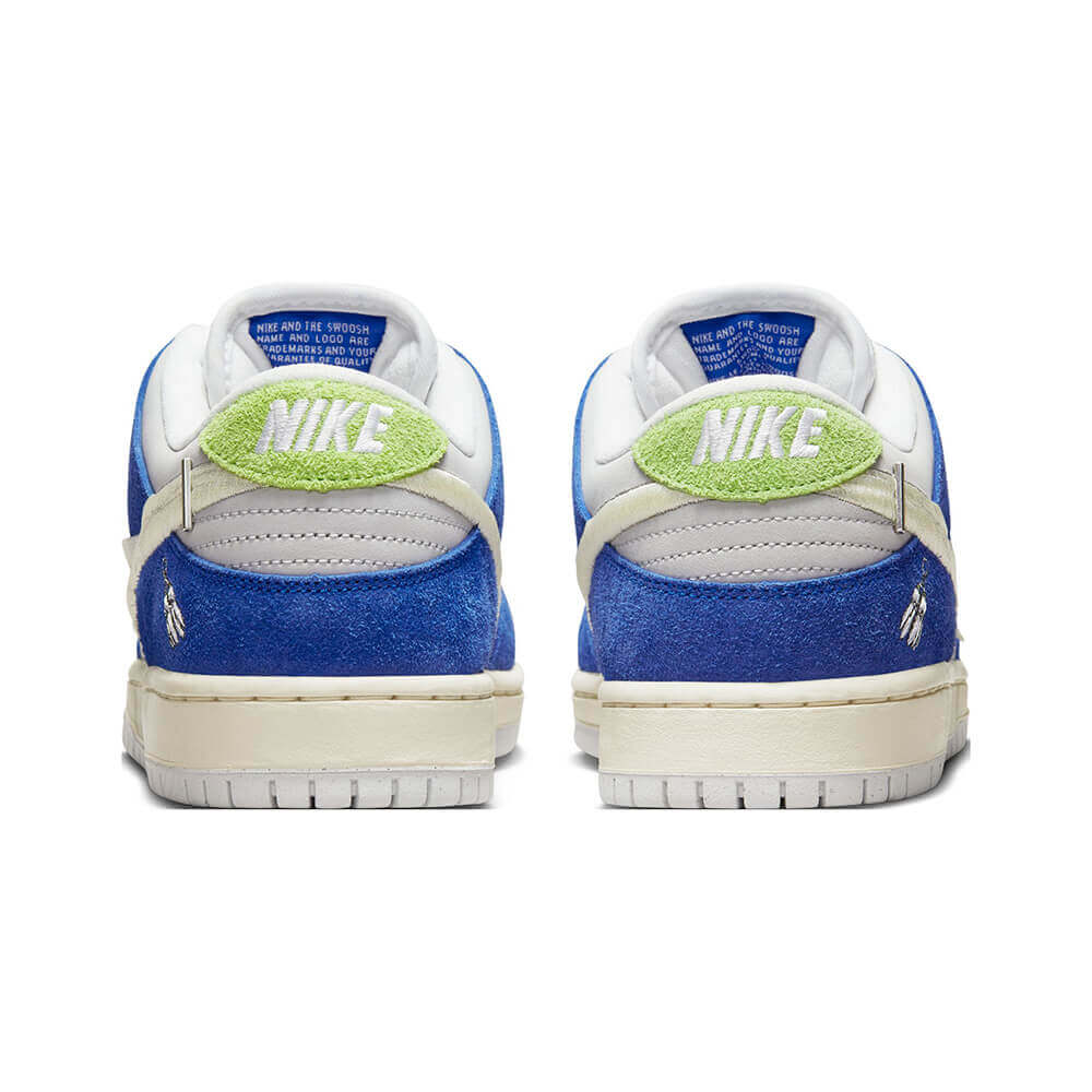 NIKE SB / DUNK LOW PRO QS x FLY STREETWEAR DQ5130-400 02