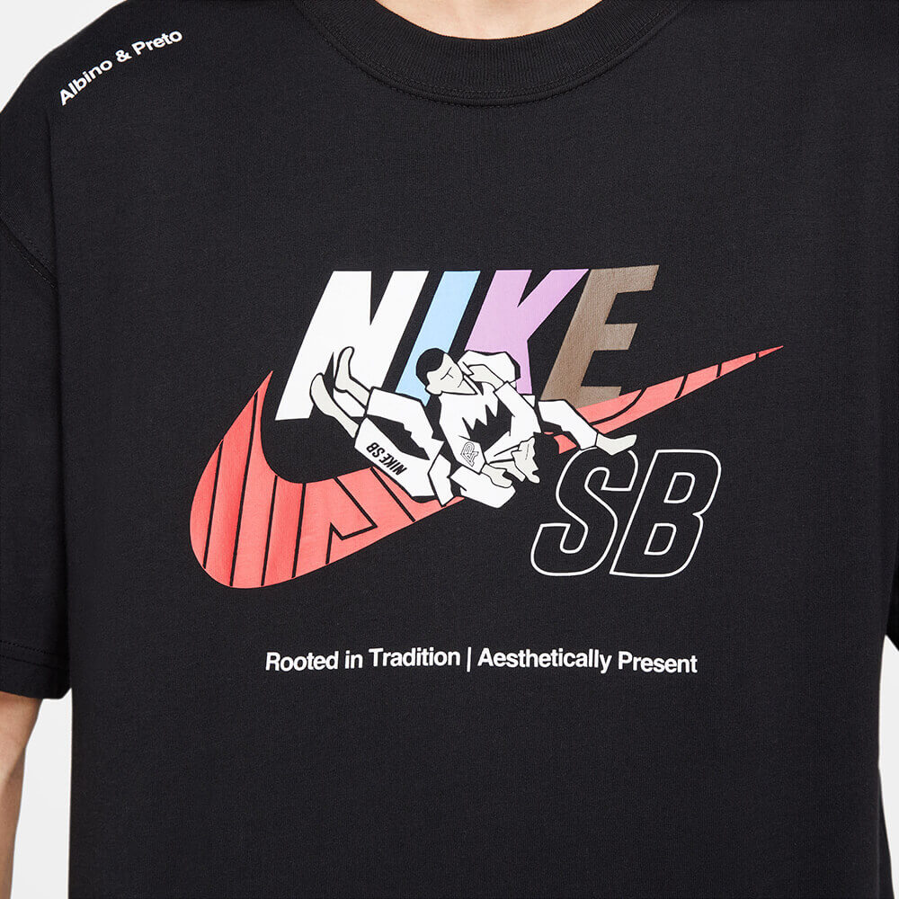 NIKE SB Tシャツ ALBINO & PRETO QS FJ1152-010 01