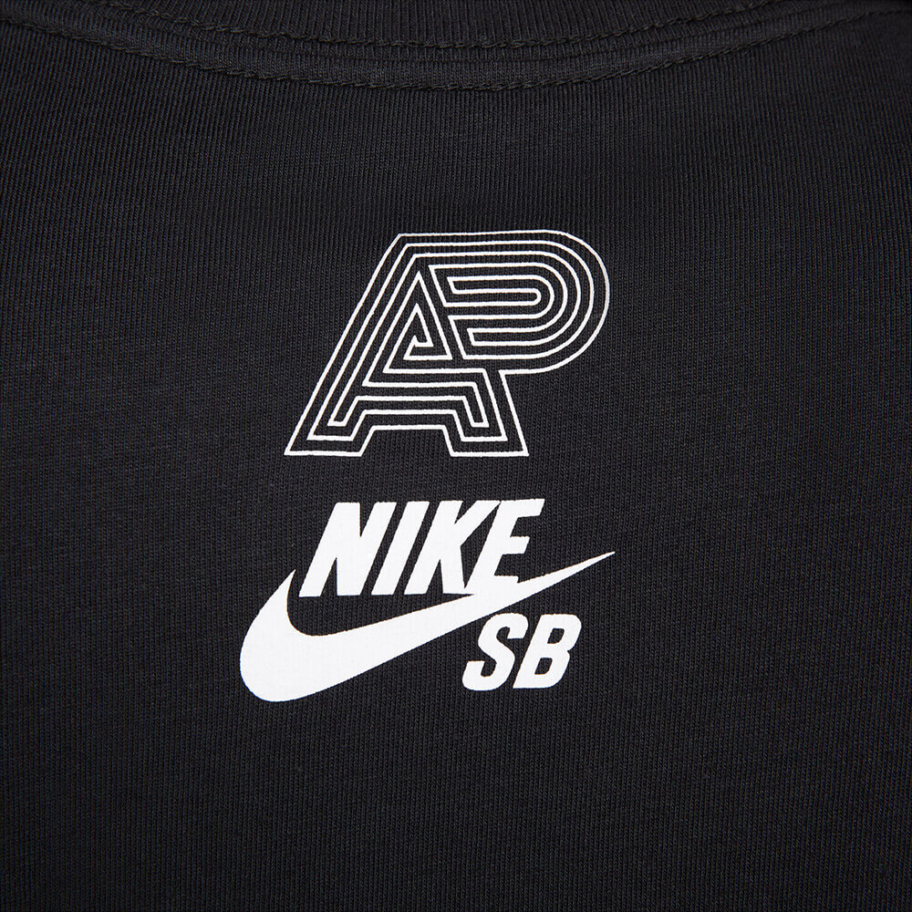 NIKE SB Tシャツ ALBINO & PRETO QS FJ1152-010 02