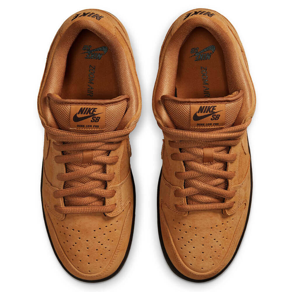 NIKE SB / DUNK LOW PRO BEIGE BROWN GUM BQ6817-204 01