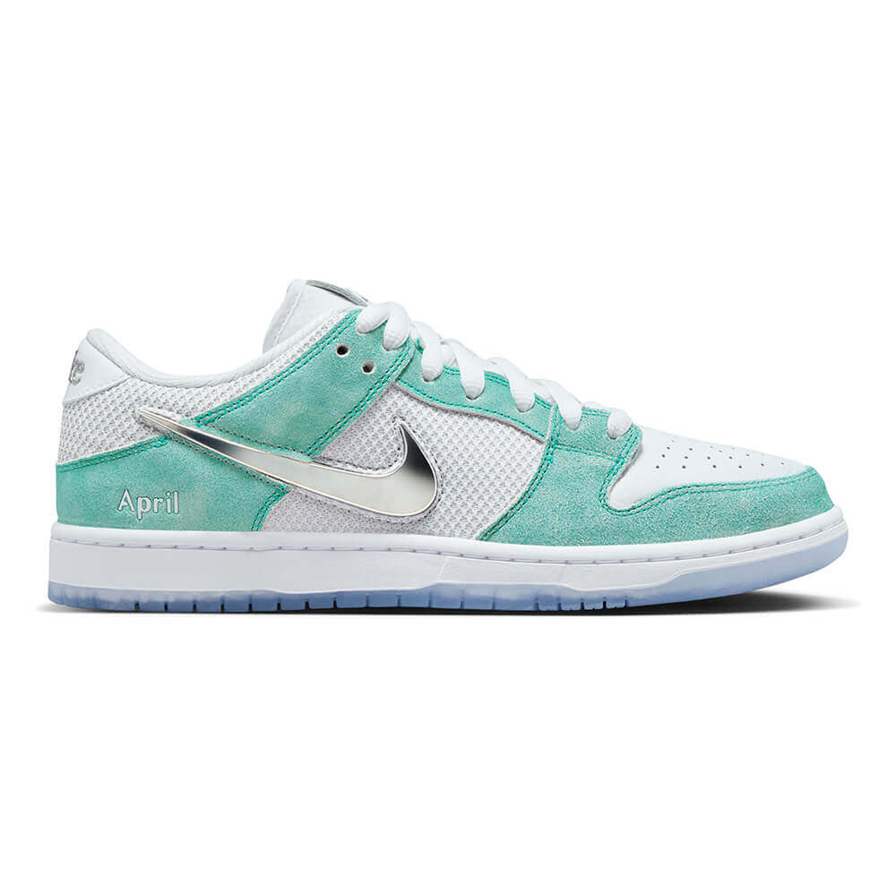 NIKE SB シューズ DUNK LOW PRO QS x APRIL FD2562-400 05