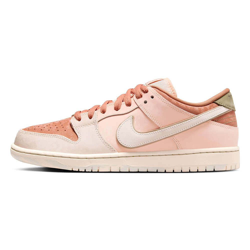 NIKE SB シューズ DUNK LOW PRO PRM "TROCADERO GARDENS" FV5926-200 04