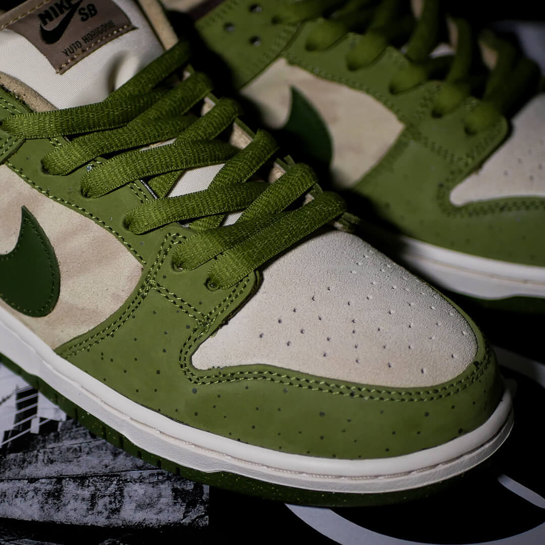 NIKE SB シューズ DUNK LOW PRO QS x YUTO HORIGOME HF8022-300 PHOTO 03