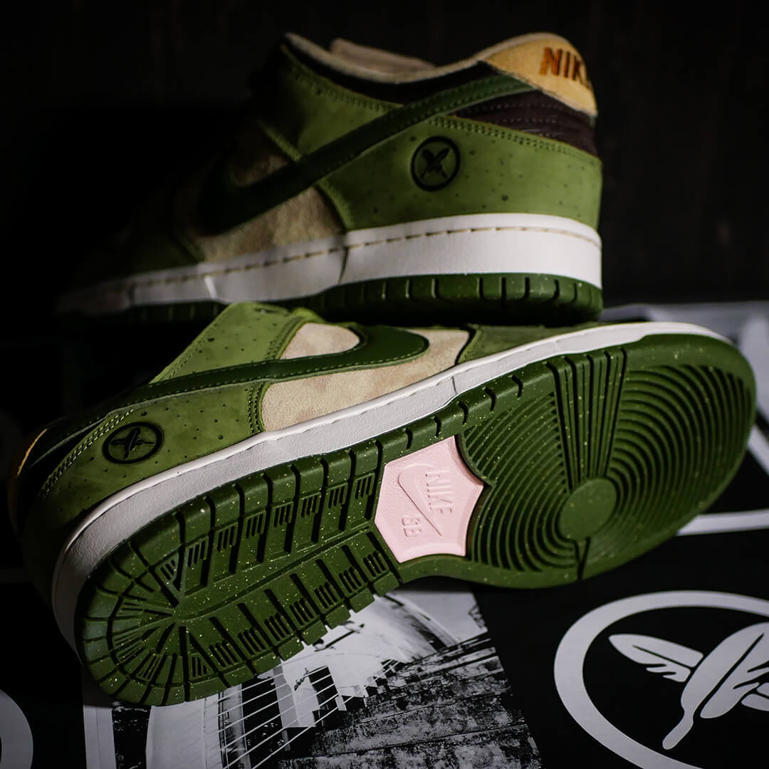 NIKE SB シューズ DUNK LOW PRO QS x YUTO HORIGOME HF8022-300 PHOTO 06