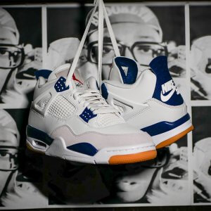 【商品情報】 NIKE SB シューズ AIR JORDAN 4 RETRO SP DR5415-100
