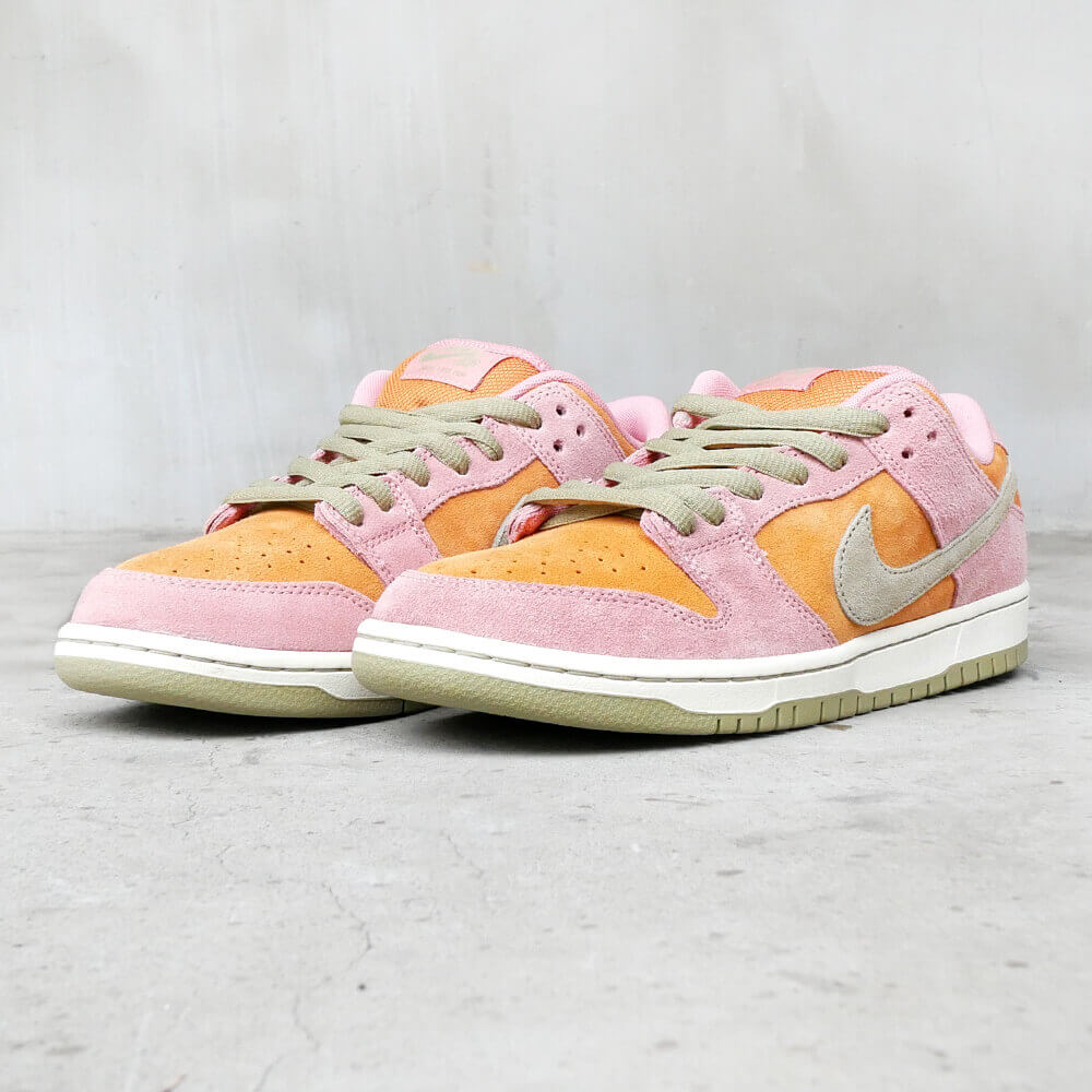 【商品情報】 NIKE SB シューズ DUNK LOW PRO “Stardust Red” HJ4135-600