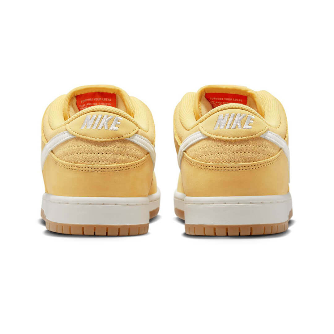 NIKE SB シューズ DUNK LOW PRO ISO "Saturn Gold" FJ1674-700 02