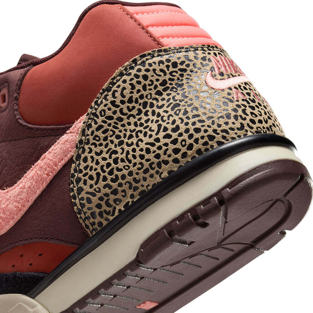 NIKE SB シューズ AIR TRAINER1 QS x Arts-Rec Skateshop IF0501-200 10