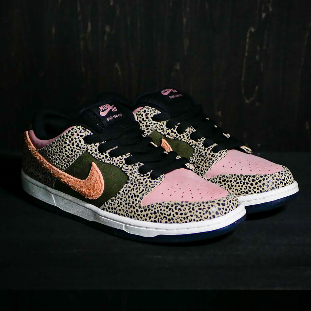 NIKE SB シューズ DUNK LOW PRO QS x Arts-Rec Skateshop IH3211-200 01