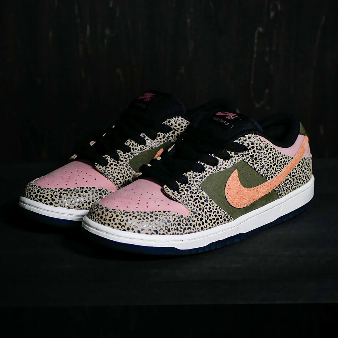 NIKE SB シューズ DUNK LOW PRO QS x Arts-Rec Skateshop IH3211-200 02
