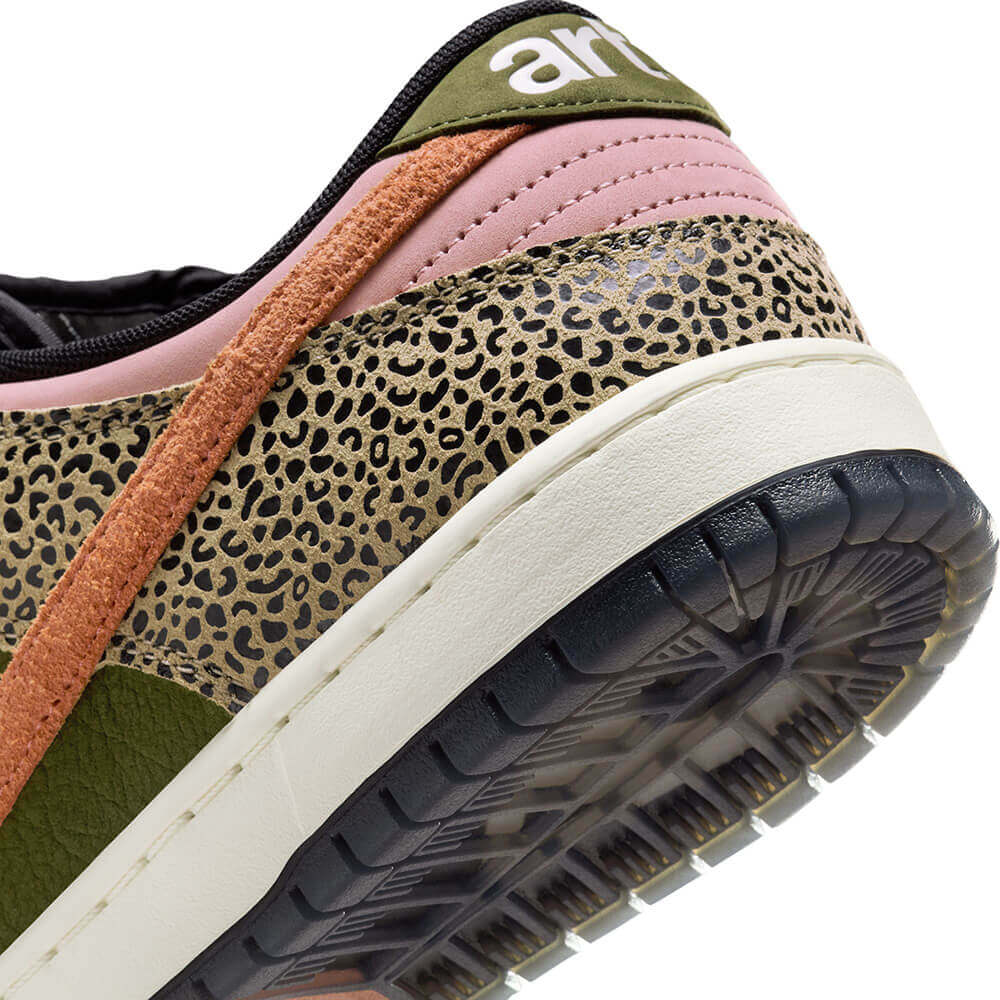 NIKE SB シューズ DUNK LOW PRO QS x Arts-Rec Skateshop IH3211-200 11