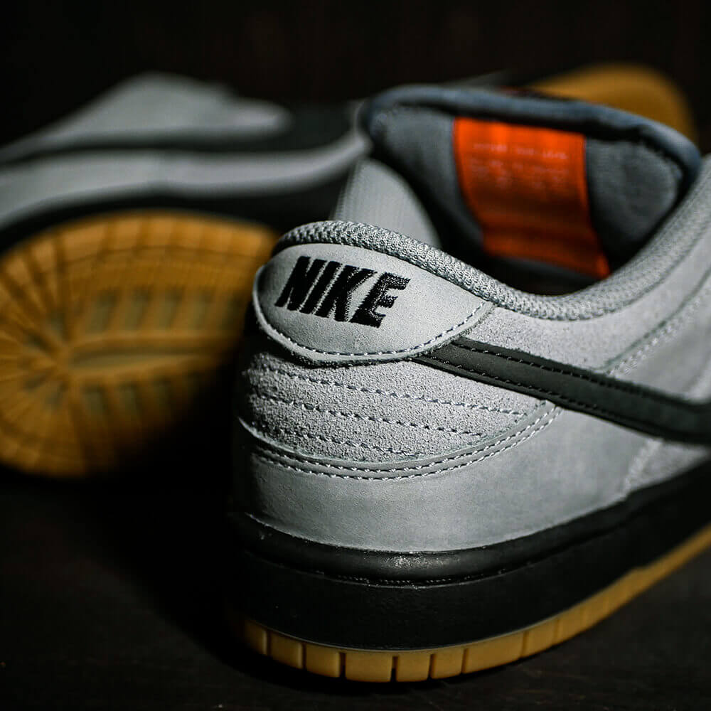 NIKE SB（ナイキエスビー）DUNK LOW PRO ISO "COOL GREY" 03
