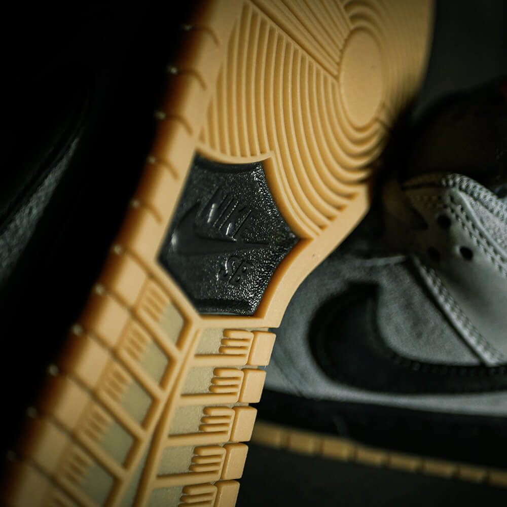 NIKE SB（ナイキエスビー）DUNK LOW PRO ISO "COOL GREY" 04