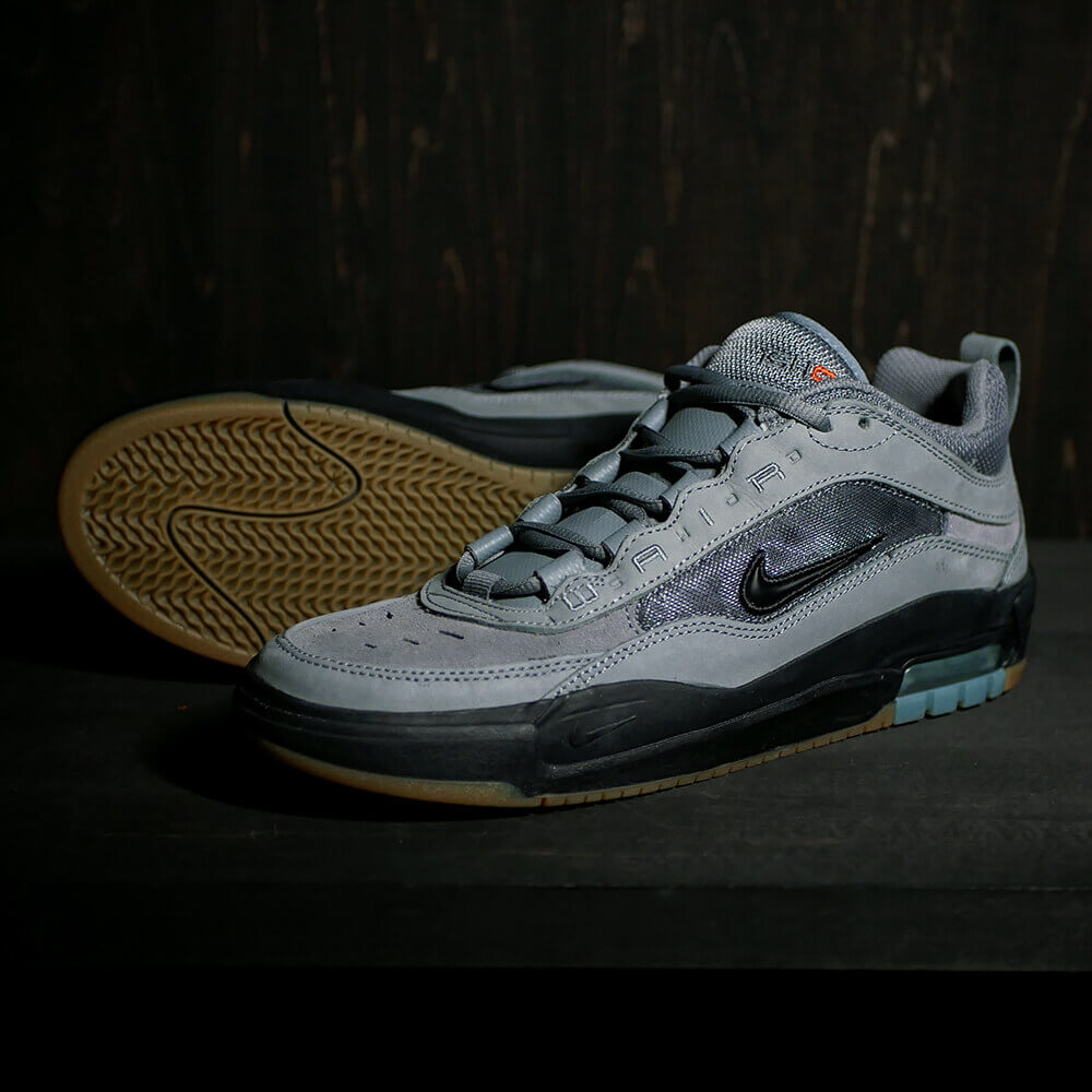 NIKE SB（ナイキエスビー）AIR MAX ISHOD ISO "COOL GREY"