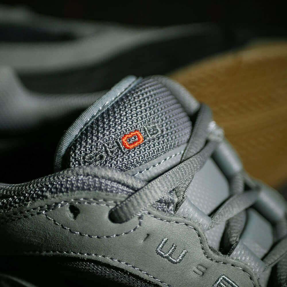 NIKE SB（ナイキエスビー）AIR MAX ISHOD ISO "COOL GREY" 02