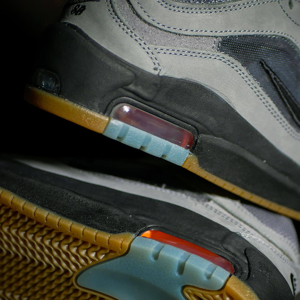 NIKE SB（ナイキエスビー）AIR MAX ISHOD ISO "COOL GREY" 03