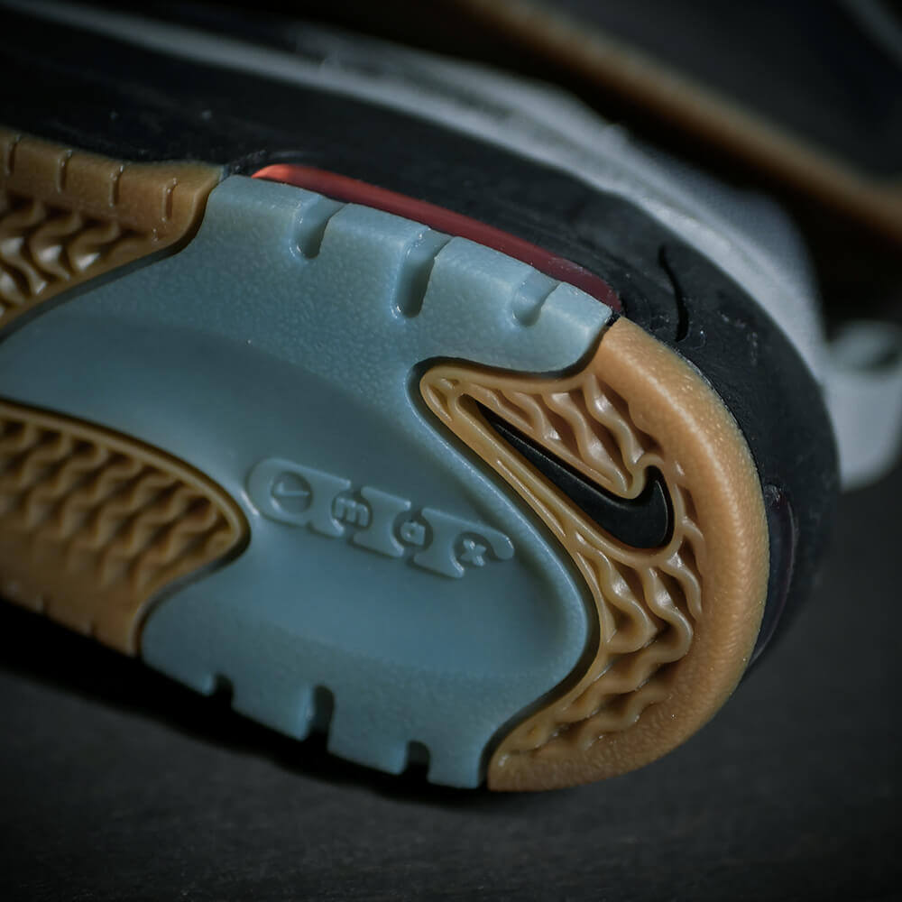 NIKE SB（ナイキエスビー）AIR MAX ISHOD ISO "COOL GREY" 04