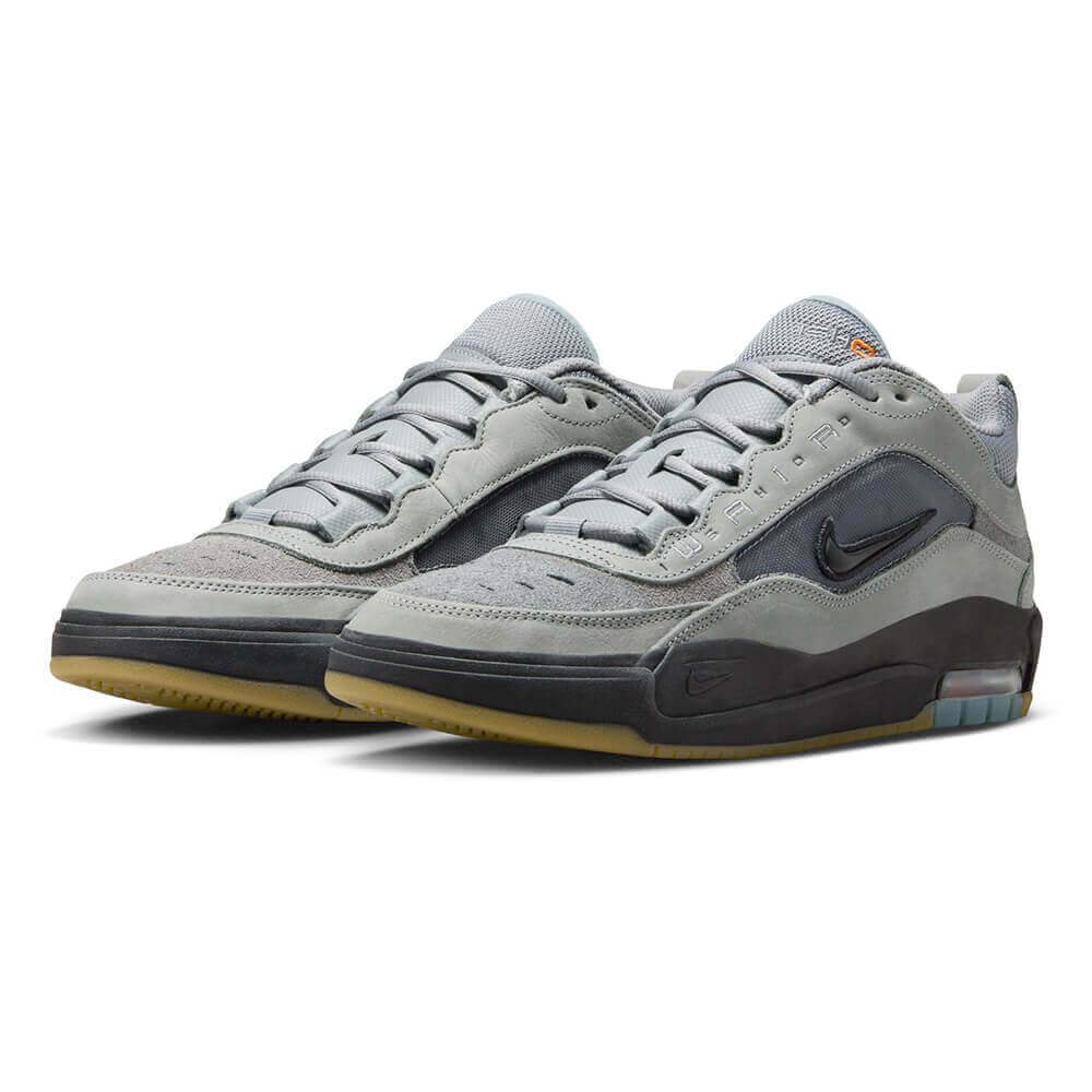 NIKE SB（ナイキエスビー）シューズ AIR MAX ISHOD ISO（ORANGE LABEL）HJ4299-001 GREY BLACK