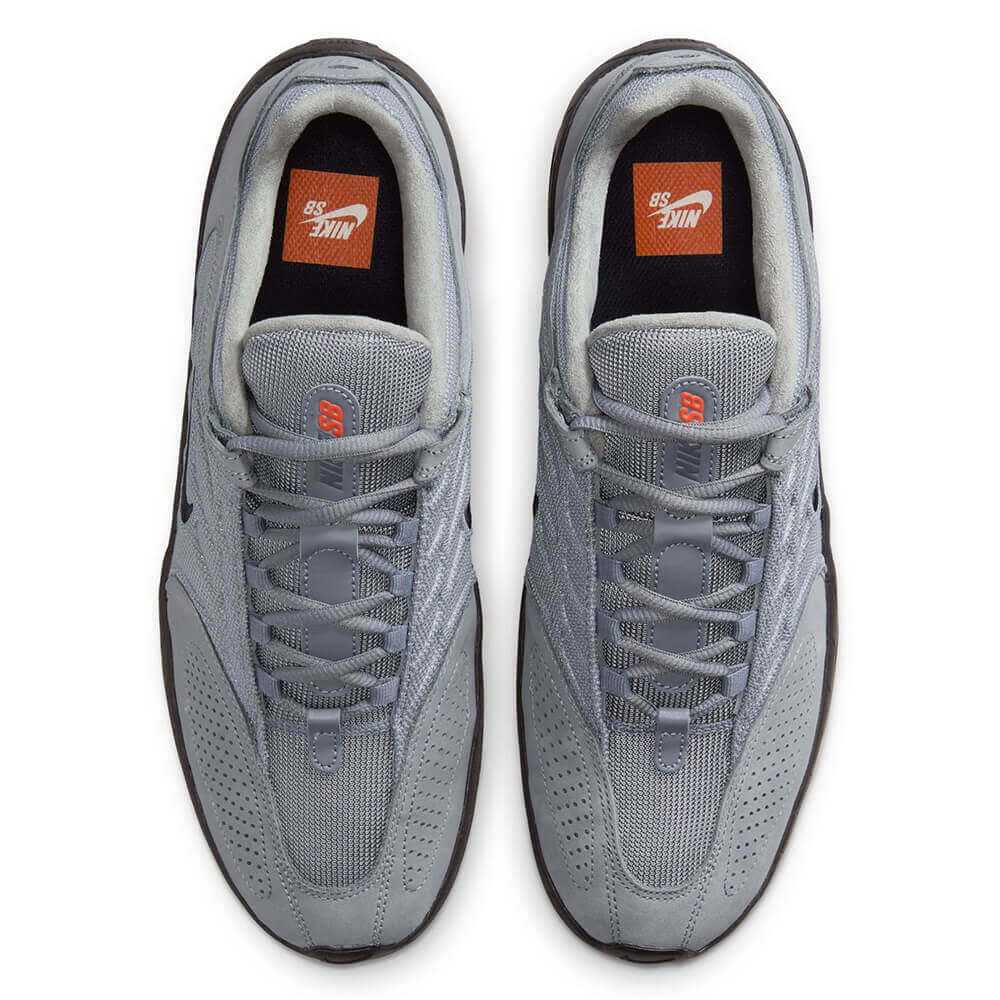 NIKE SB（ナイキエスビー）シューズ VERTEBRAE ISO（ORANGE LABEL）HJ4301-001 GREY BLACK 01
