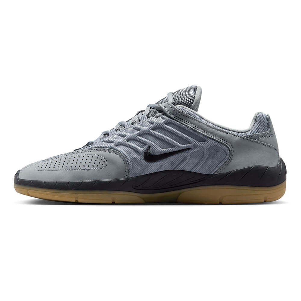 NIKE SB（ナイキエスビー）シューズ VERTEBRAE ISO（ORANGE LABEL）HJ4301-001 GREY BLACK 07