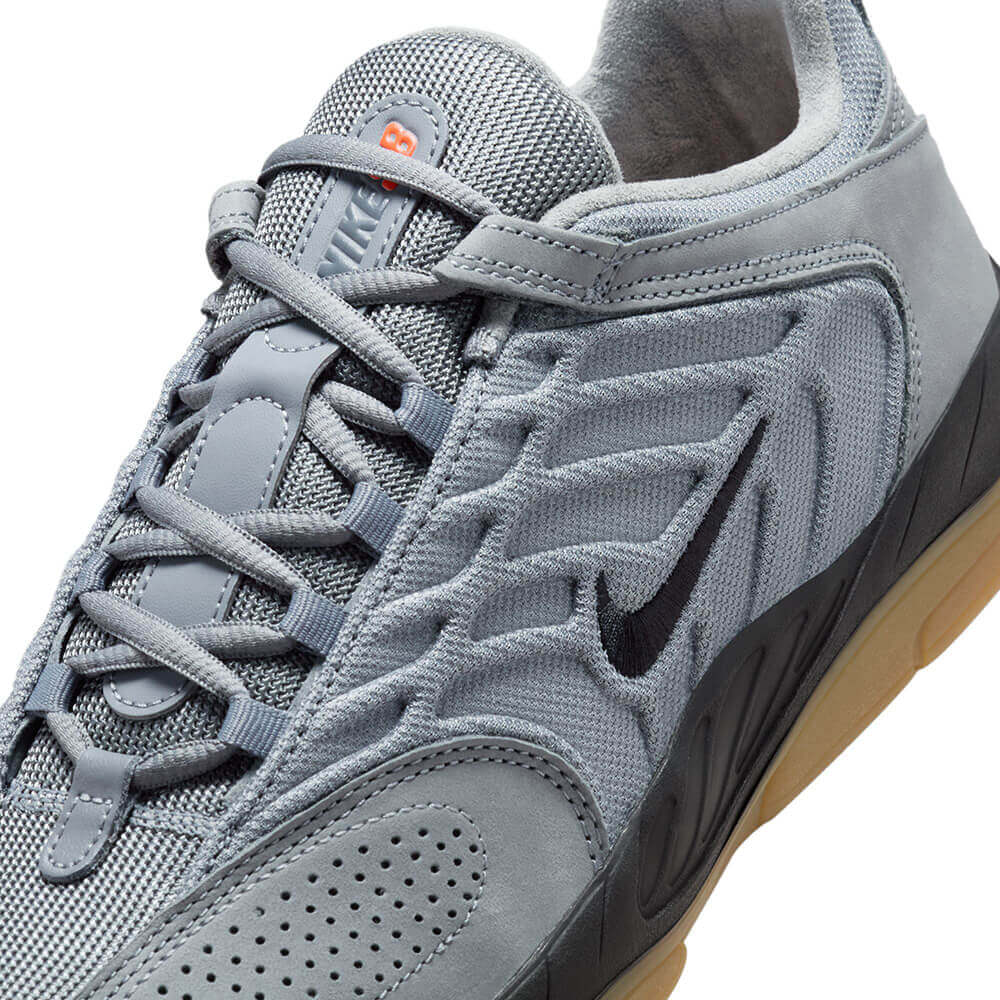 NIKE SB（ナイキエスビー）シューズ VERTEBRAE ISO（ORANGE LABEL）HJ4301-001 GREY BLACK 09