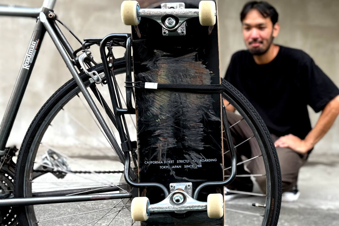 【スタッフおすすめアイテム・02】FAIRDALE（フェアデール）自転車用スケートキャリア PANNIER SKATE RACK MAIL