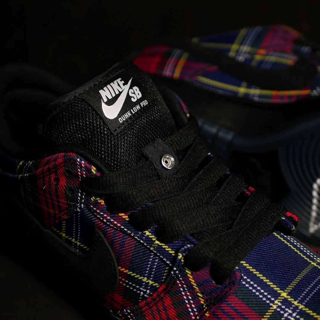 NIKE SB シューズ DUNK LOW PRO QS x Nardwuar II1493-600 04