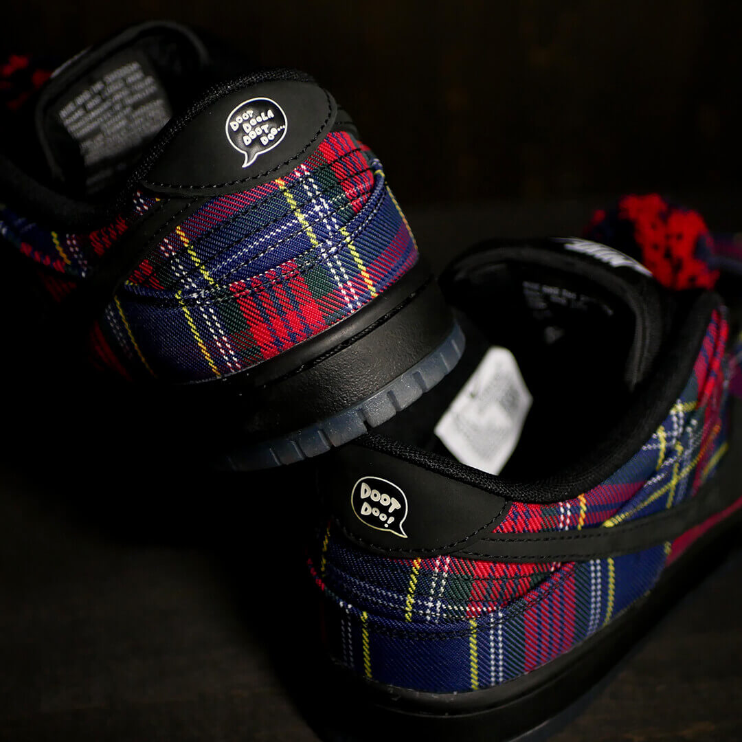 NIKE SB シューズ DUNK LOW PRO QS x Nardwuar II1493-600 05