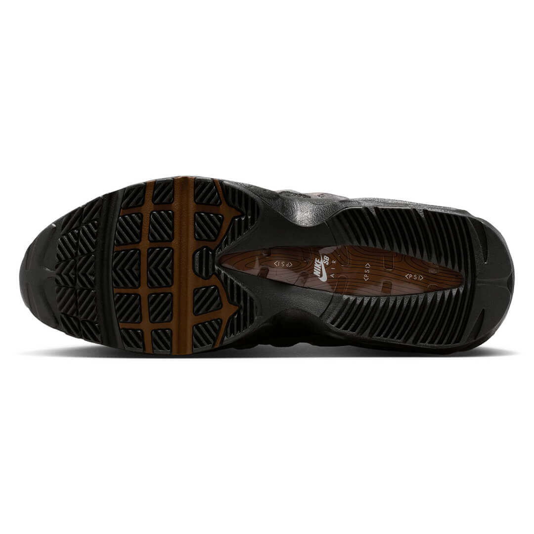 NIKE SB シューズ AIR MAX 95 QS "CACAO WOW" HF7545-002 03