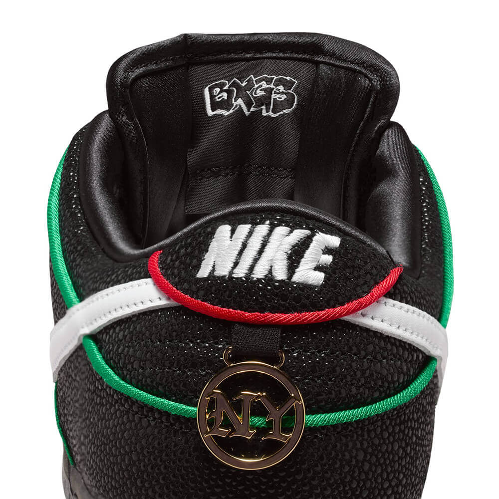 NIKE SB シューズ DUNK LOW PRO QS x BRONX GIRLS SKATE HV1664-001 10