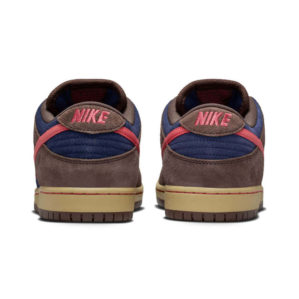 NIKE SB(ナイキエスビー)シューズ DUNK LOW PRO "Baroque Brown / Adobe" HQ1625-200 02