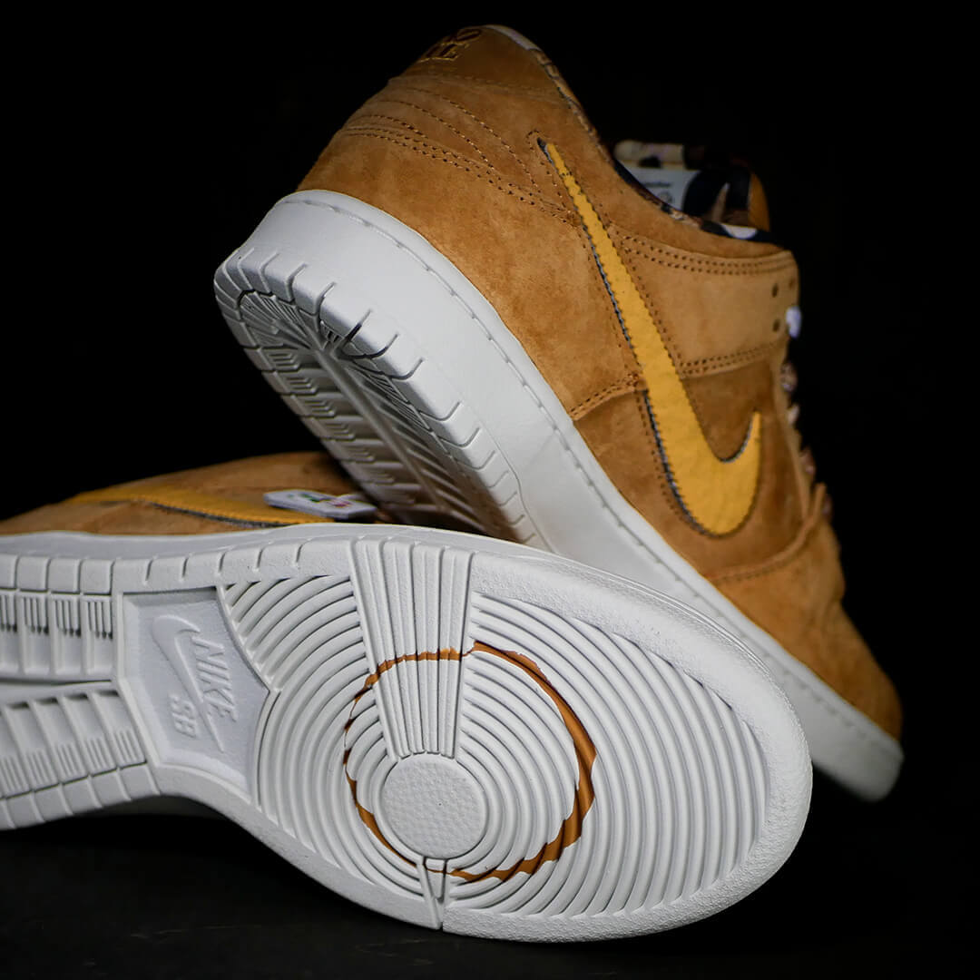 NIKE SB シューズ DUNK LOW PRO QS x NOTE MANCHESTER "BISCUITS" IO9508-200 写真 03