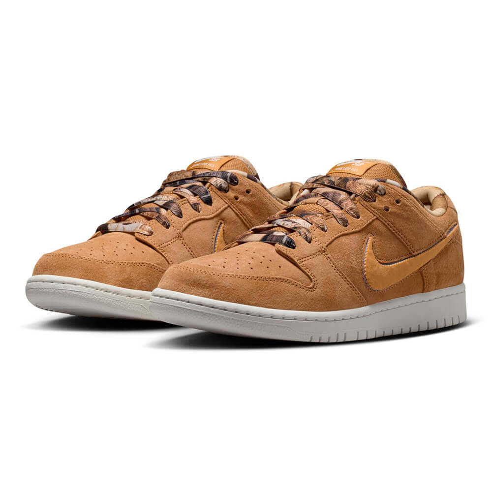 NIKE SB シューズ DUNK LOW PRO QS x NOTE MANCHESTER "BISCUITS" IO9508-200