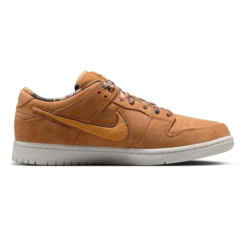 NIKE SB シューズ DUNK LOW PRO QS x NOTE MANCHESTER "BISCUITS" IO9508-200 05