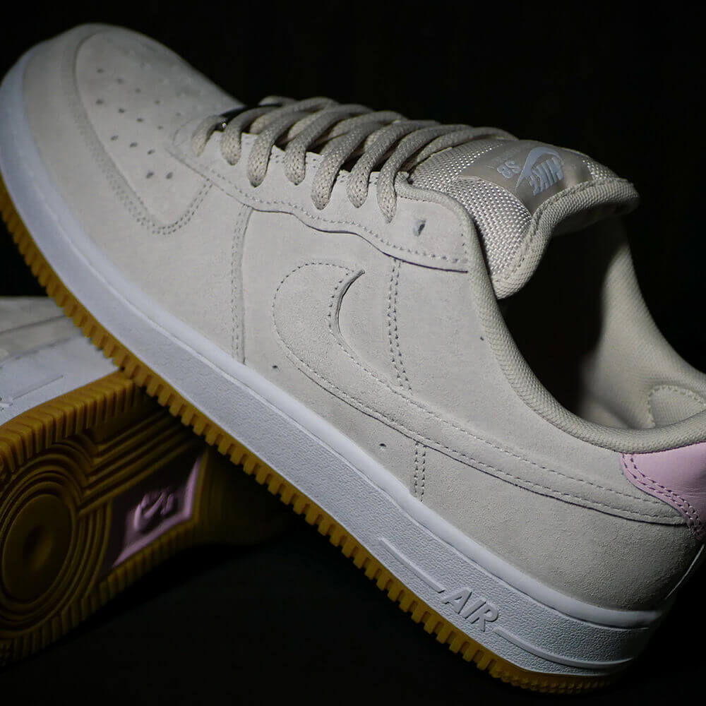 NIKE SB シューズ AIR FORCE 1 "LT OREWOOD" HM8517-100 PHOTO 02