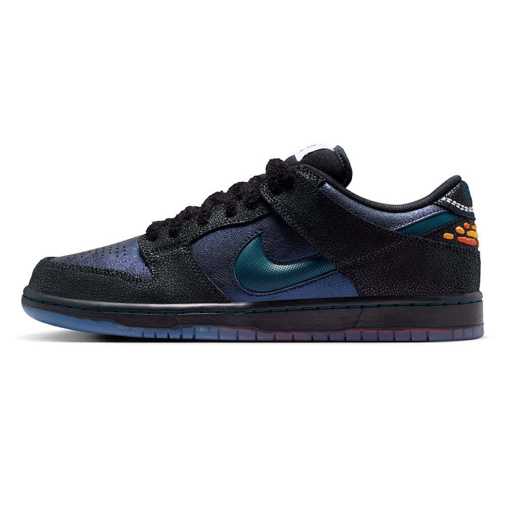 NIKE SB シューズ DUNK LOW PRO QS x DUNK LOW PRO QS x BLUETILE "Monarch Butterfly" IQ1323-001 04