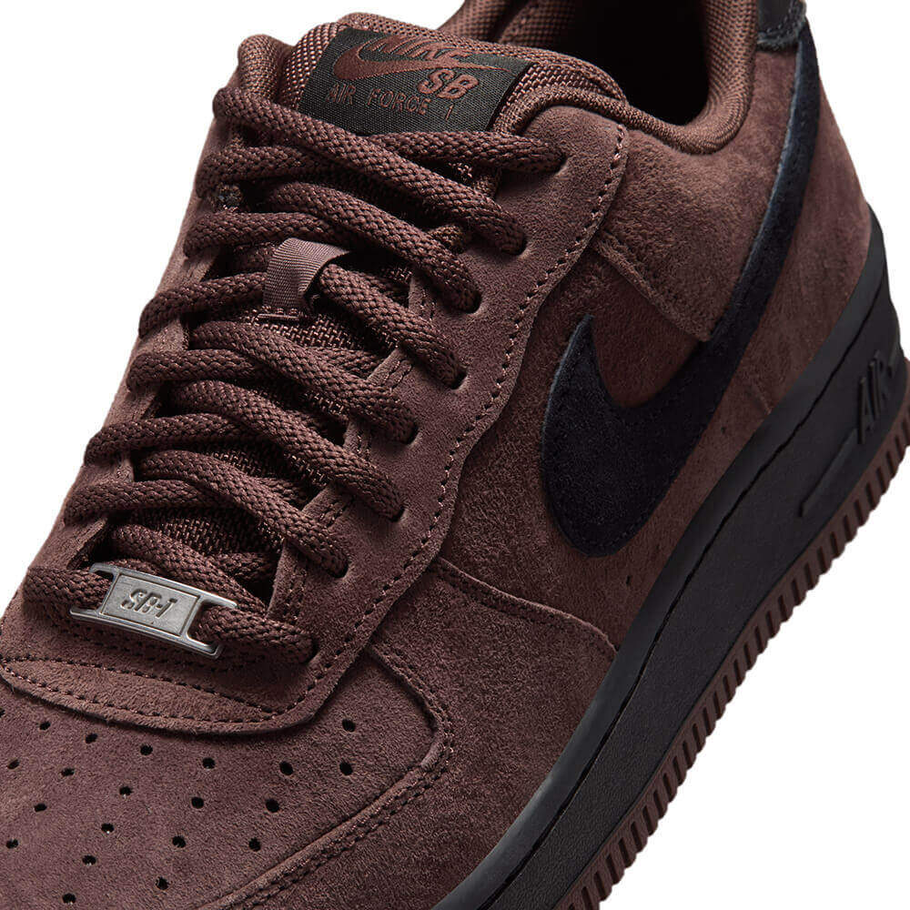 NIKE SB(ナイキエスビー)シューズ AIR FORCE 1 "LIGHT CHOCOLATE" HM8517-201 08